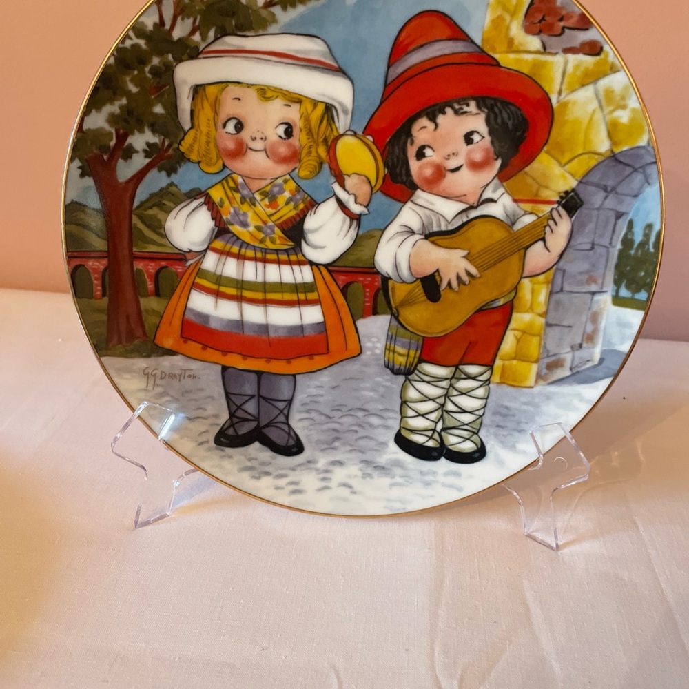 Dolly Dingle World Traveler Plate Series 1 First Edition "Dolly Visits Italy"